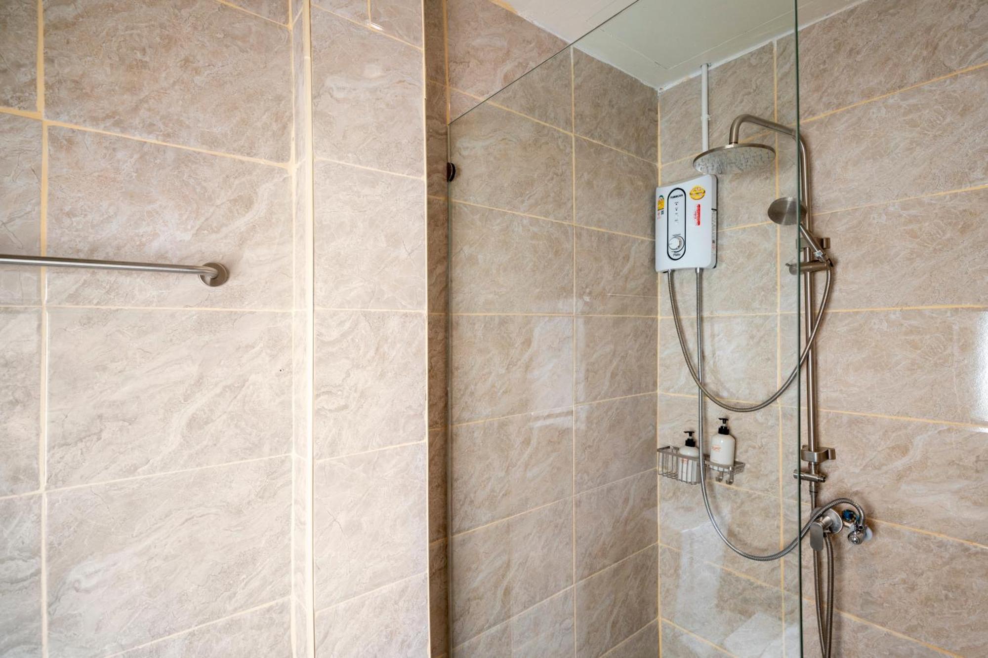 Horange Phuket Town Hotel Bilik gambar